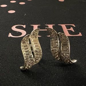 Vintage silver screw back earrings